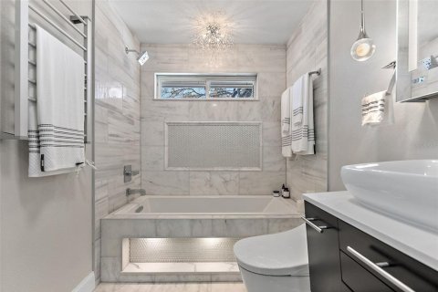 Villa ou maison à vendre à Saint Petersburg, Floride: 5 chambres, 258.73 m2 № 1566067 - photo 25