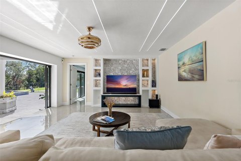 Casa en venta en Saint Petersburg, Florida, 5 dormitorios, 258.73 m2 № 1566067 - foto 19