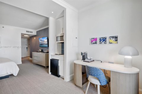 Купить кондоминиум в Майами-Бич, Флорида 1 спальня, 48.87м2, № 2026318 - фото 11