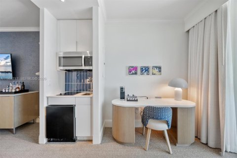 Купить кондоминиум в Майами-Бич, Флорида 1 спальня, 48.87м2, № 2026318 - фото 10