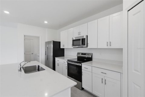 Villa ou maison à vendre à Punta Gorda, Floride: 5 chambres, 196.21 m2 № 2424284 - photo 12