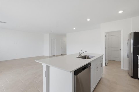Villa ou maison à vendre à Punta Gorda, Floride: 5 chambres, 196.21 m2 № 2424284 - photo 11