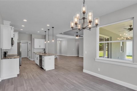 House in Lakeland, Florida 3 bedrooms, 183.48 sq.m. № 1815733 - photo 13