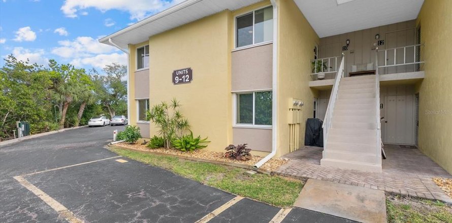 Condo in Nokomis, Florida, 2 bedrooms  № 2121477
