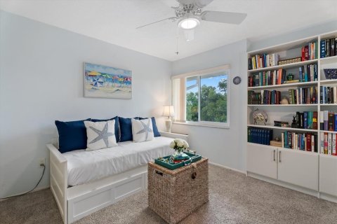 Condo in Nokomis, Florida, 2 bedrooms  № 2121477 - photo 16