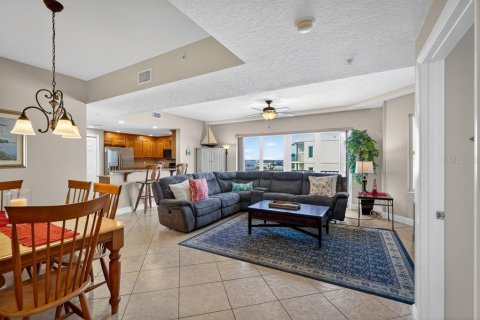 Condo in Daytona Beach Shores, Florida, 3 bedrooms № 2167053 - photo 3