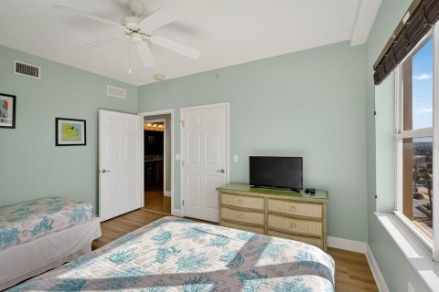 Condo in Daytona Beach Shores, Florida, 3 bedrooms № 2167053 - photo 23