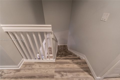 Touwnhouse à vendre à Miami, Floride: 3 chambres, 176.33 m2 № 1955709 - photo 28