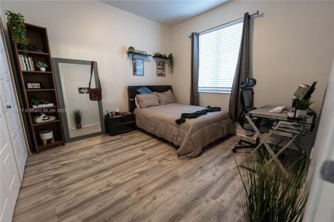 Touwnhouse à vendre à Miami, Floride: 3 chambres, 176.33 m2 № 1955709 - photo 29