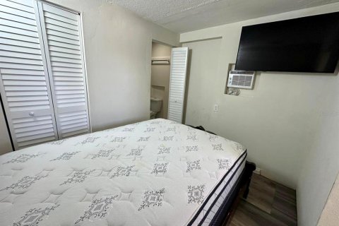 Casa en venta en Largo, Florida, 4 dormitorios, 93.83 m2 № 1736843 - foto 15