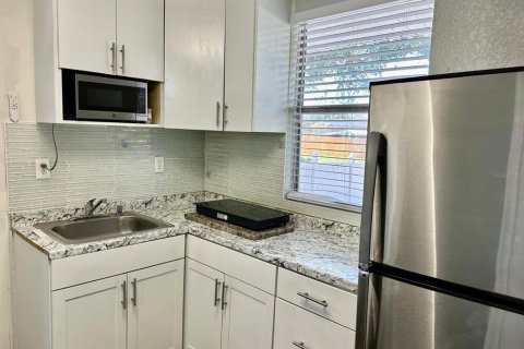 Casa en venta en Largo, Florida, 4 dormitorios, 93.83 m2 № 1736843 - foto 9