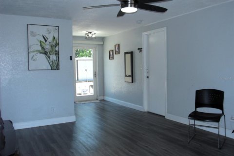 Casa en venta en Largo, Florida, 4 dormitorios, 93.83 m2 № 1736843 - foto 5