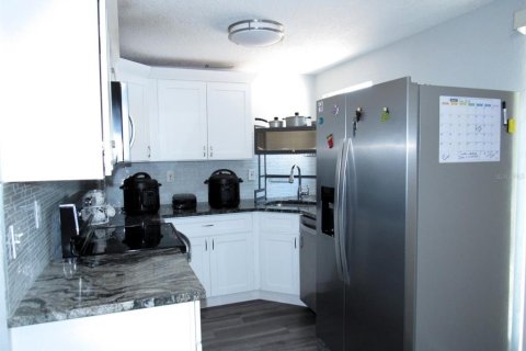 Casa en venta en Largo, Florida, 4 dormitorios, 93.83 m2 № 1736843 - foto 7