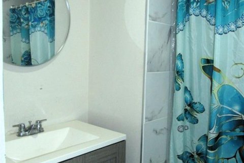 Casa en venta en Largo, Florida, 4 dormitorios, 93.83 m2 № 1736843 - foto 17