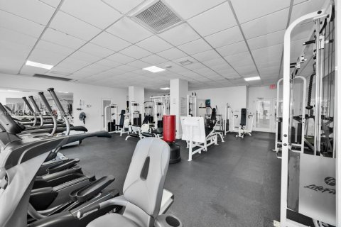 Condominio en venta en Hallandale Beach, Florida, 2 dormitorios, 102.19 m2 № 1627899 - foto 26
