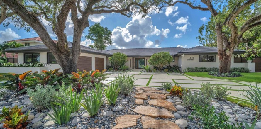Villa ou maison à Hollywood, Floride 6 chambres, 466.28 m2 № 2085460