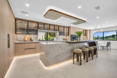 Villa ou maison à vendre à Hollywood, Floride: 6 chambres, 466.28 m2 № 2085460 - photo 24