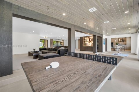 Villa ou maison à vendre à Hollywood, Floride: 6 chambres, 466.28 m2 № 2085460 - photo 21