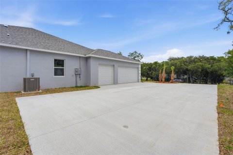 House in Hernando, Florida 4 bedrooms, 327.11 sq.m. № 2238818 - photo 28