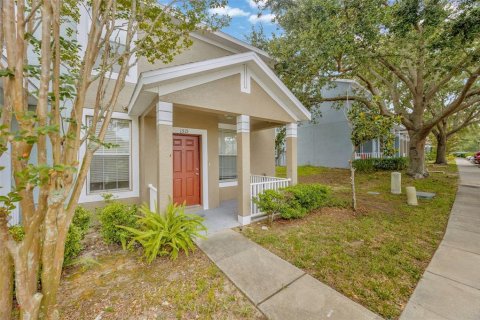 Townhouse in Brandon, Florida 3 bedrooms, 121.89 sq.m. № 1850159 - photo 2