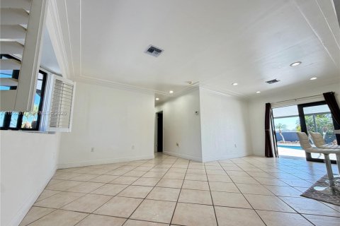 Casa en alquiler en Homestead, Florida, 4 dormitorios, 168.34 m2 № 2010381 - foto 8