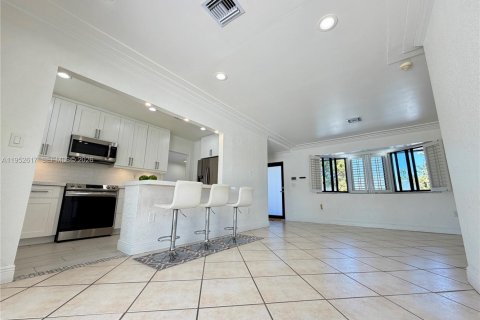 Casa en alquiler en Homestead, Florida, 4 dormitorios, 168.34 m2 № 2010381 - foto 10