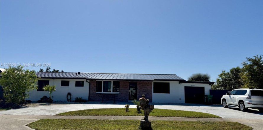 Casa en Homestead, Florida 4 dormitorios, 168.34 m2 № 2010381