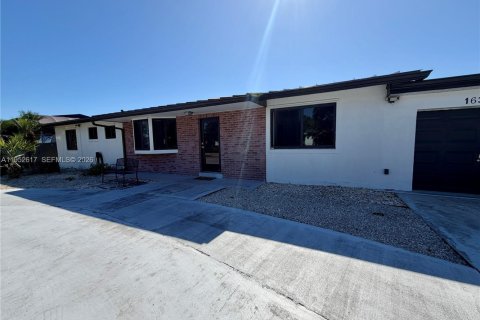 Casa en alquiler en Homestead, Florida, 4 dormitorios, 168.34 m2 № 2010381 - foto 5