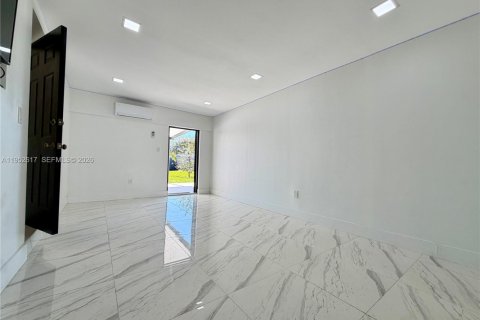 Casa en alquiler en Homestead, Florida, 4 dormitorios, 168.34 m2 № 2010381 - foto 20