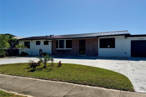 Casa en alquiler en Homestead, Florida, 4 dormitorios, 168.34 m2 № 2010381 - foto 2