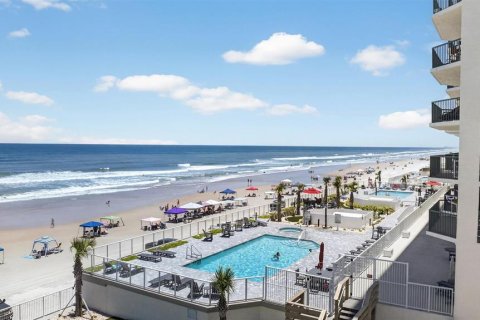 Condo in Daytona Beach, Florida, 3 bedrooms  № 2234410 - photo 5