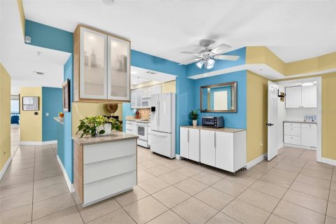 Condo in Daytona Beach, Florida, 3 bedrooms  № 2234410 - photo 28