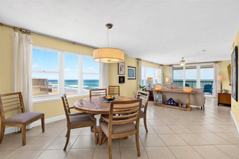 Condo in Daytona Beach, Florida, 3 bedrooms  № 2234410 - photo 15