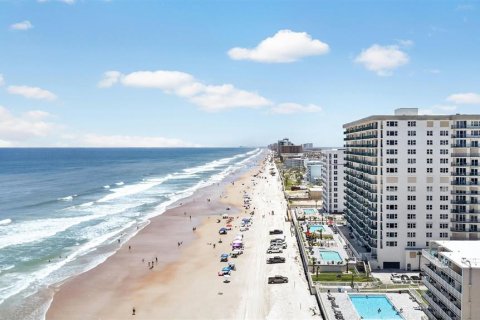 Condo in Daytona Beach, Florida, 3 bedrooms  № 2234410 - photo 10