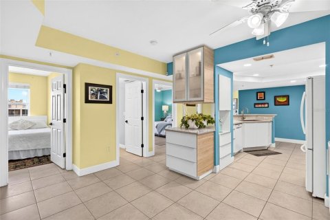 Condo in Daytona Beach, Florida, 3 bedrooms  № 2234410 - photo 27