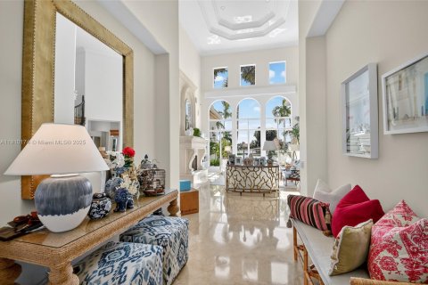 House in Palm Beach Gardens, Florida 5 bedrooms, 561.59 sq.m. № 1971278 - photo 5