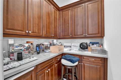 House in Palm Beach Gardens, Florida 5 bedrooms, 561.59 sq.m. № 1971278 - photo 17