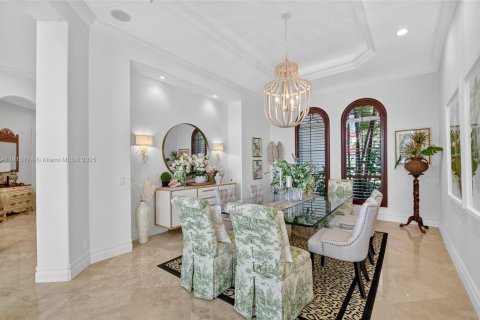 House in Palm Beach Gardens, Florida 5 bedrooms, 561.59 sq.m. № 1971278 - photo 15