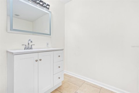 Casa en venta en Spring Hill, Florida, 4 dormitorios, 195.84 m2 № 1846923 - foto 21