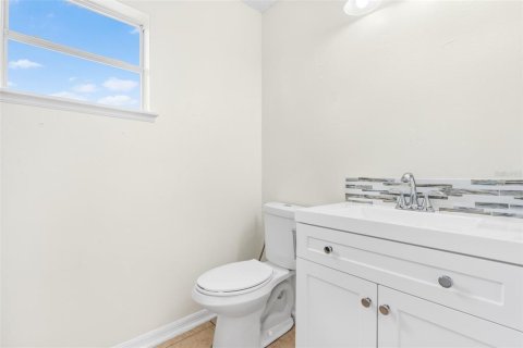 Casa en venta en Spring Hill, Florida, 4 dormitorios, 195.84 m2 № 1846923 - foto 26