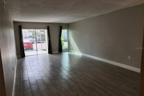 Купить кондоминиум в Сент-Питерсберг, Флорида 3 комнаты, 106.37м2, № 1898841 - фото 18