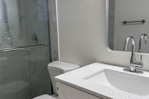 Appartement à louer à Davie, Floride: 2 chambres, 382.39 m2 № 2024216 - photo 16