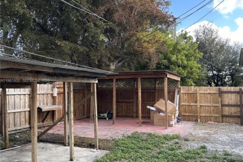 Appartement à louer à Davie, Floride: 2 chambres, 382.39 m2 № 2024216 - photo 25