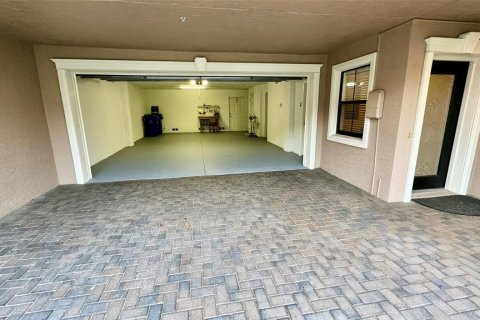 Townhouse in Dunedin, Florida 3 bedrooms, 226.22 sq.m. № 1905441 - photo 1