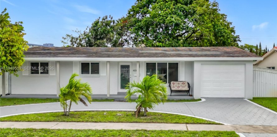 Дом в Холливуд, Флорида 3 спальни, 148.09м2 № 2005511