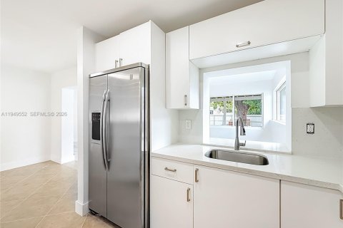 Снять в аренду виллу или дом в Холливуд, Флорида 3 спальни, 148.09м2, № 2005511 - фото 15