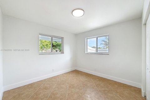 Снять в аренду виллу или дом в Холливуд, Флорида 3 спальни, 148.09м2, № 2005511 - фото 20