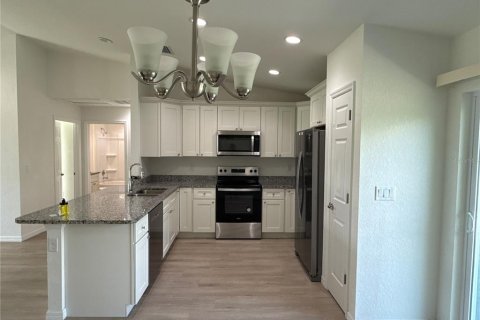 Casa en alquiler en Ocklawaha, Florida, 3 dormitorios, 122.54 m2 № 2299327 - foto 8