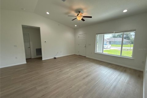 Casa en alquiler en Ocklawaha, Florida, 3 dormitorios, 122.54 m2 № 2299327 - foto 6