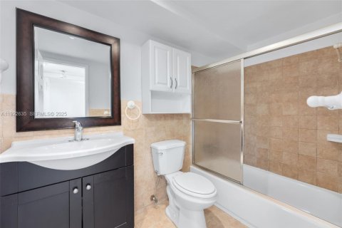 Copropriété à louer à North Miami Beach, Floride: 1 chambre, 74.32 m2 № 1976694 - photo 14